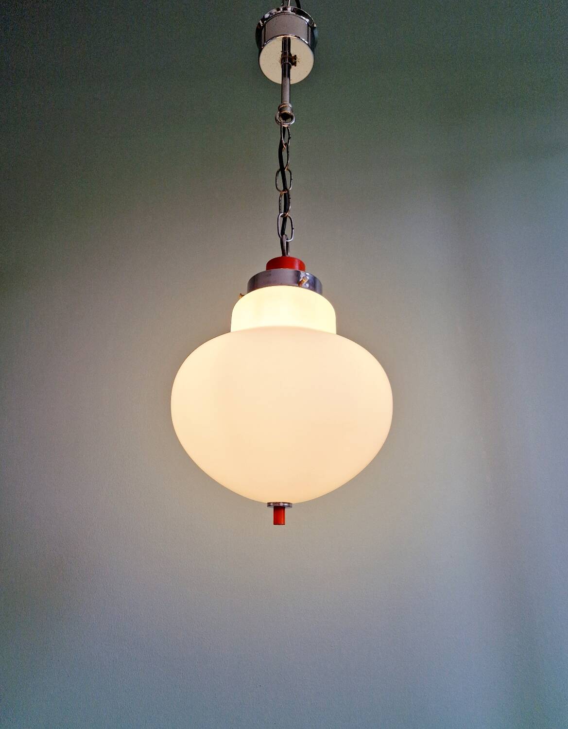 Suspension Space Age en opaline blanche, Massive, 1970