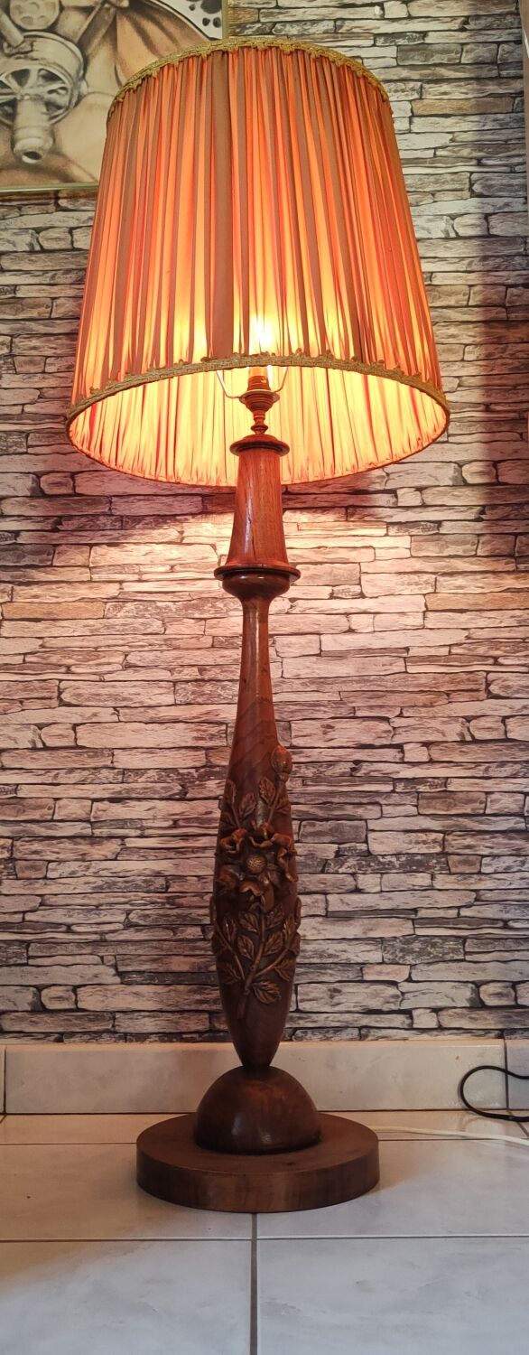 Large carved floral wooden lamp 1960