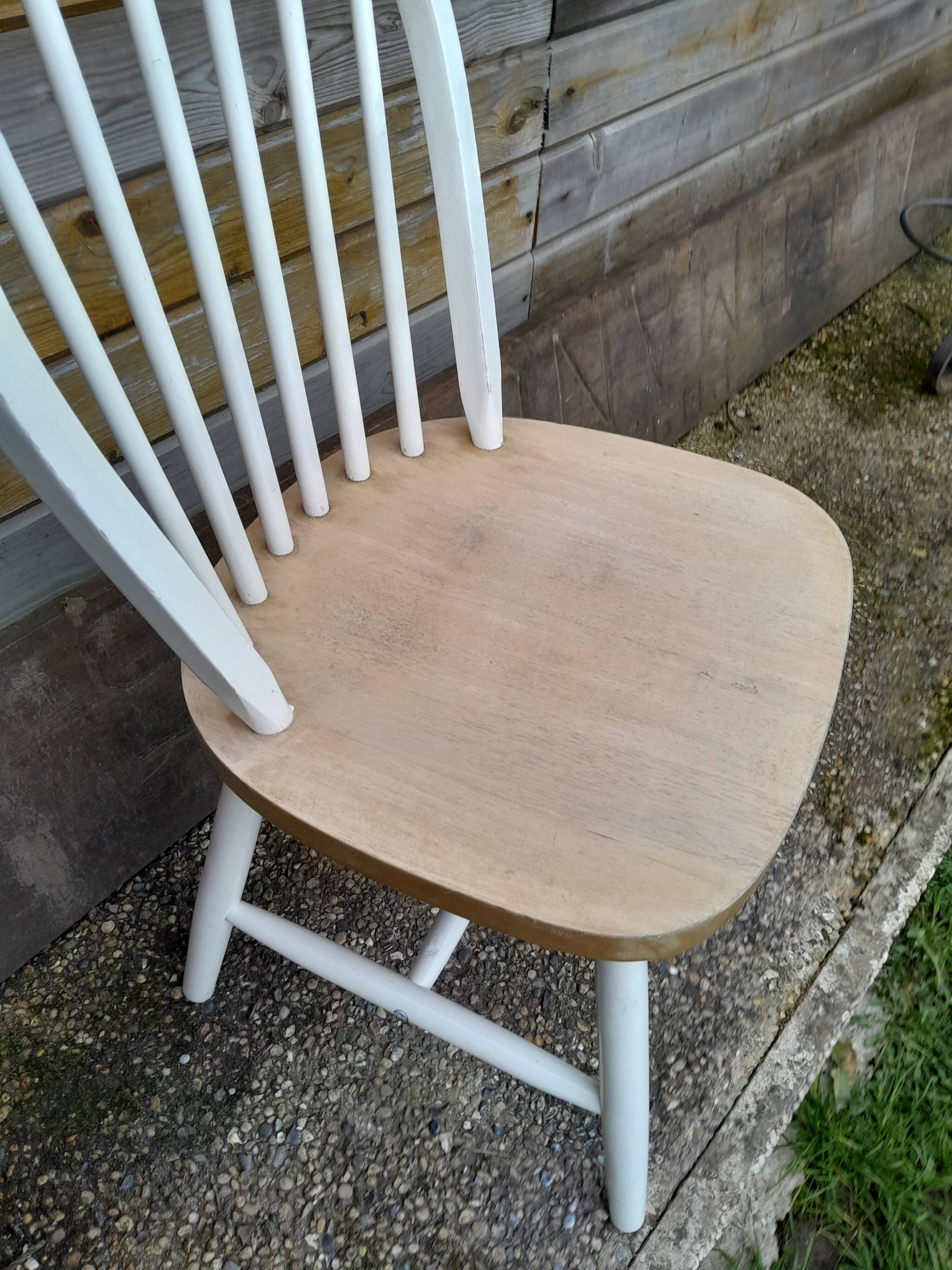 Vintage windsor chair