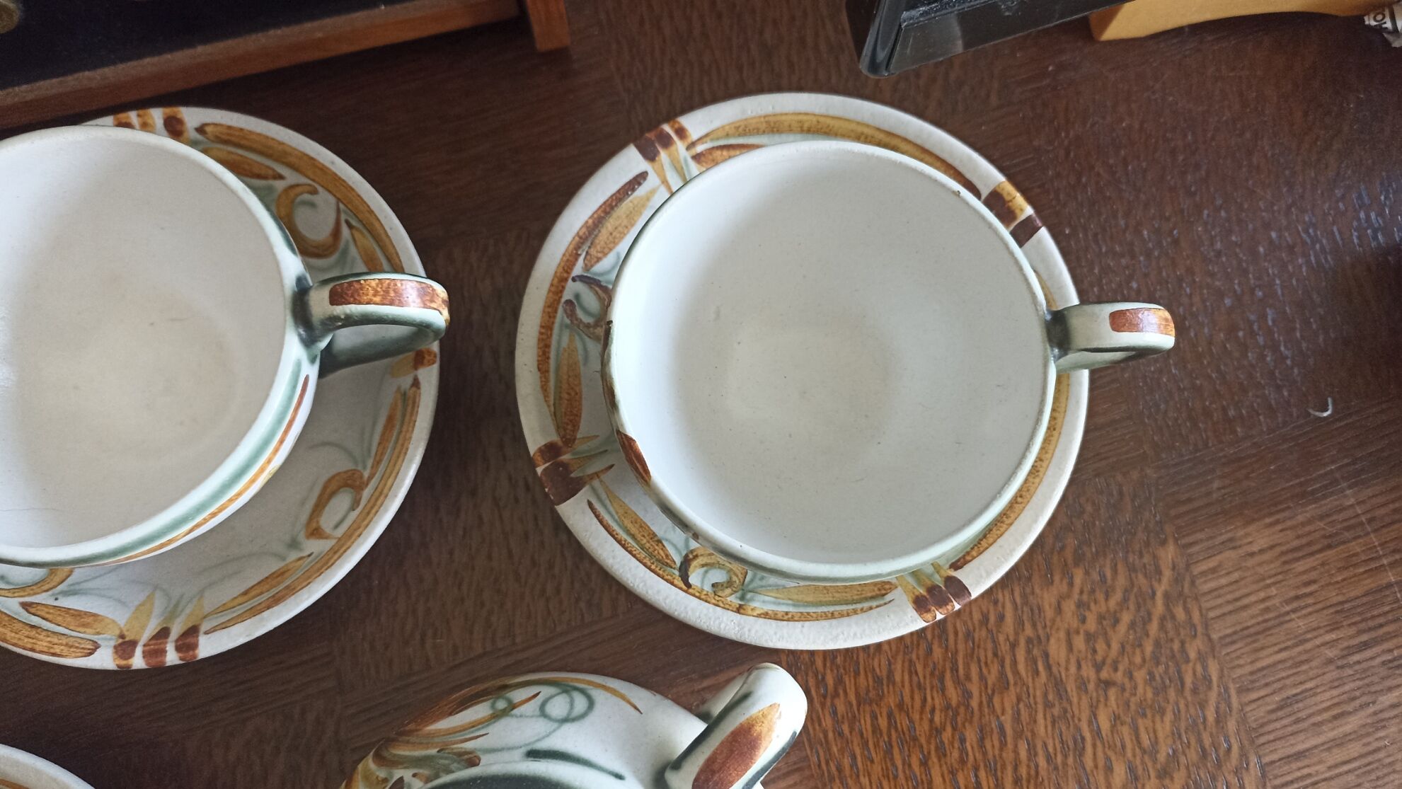 Keraluc Tea Set Part - Renaissance
