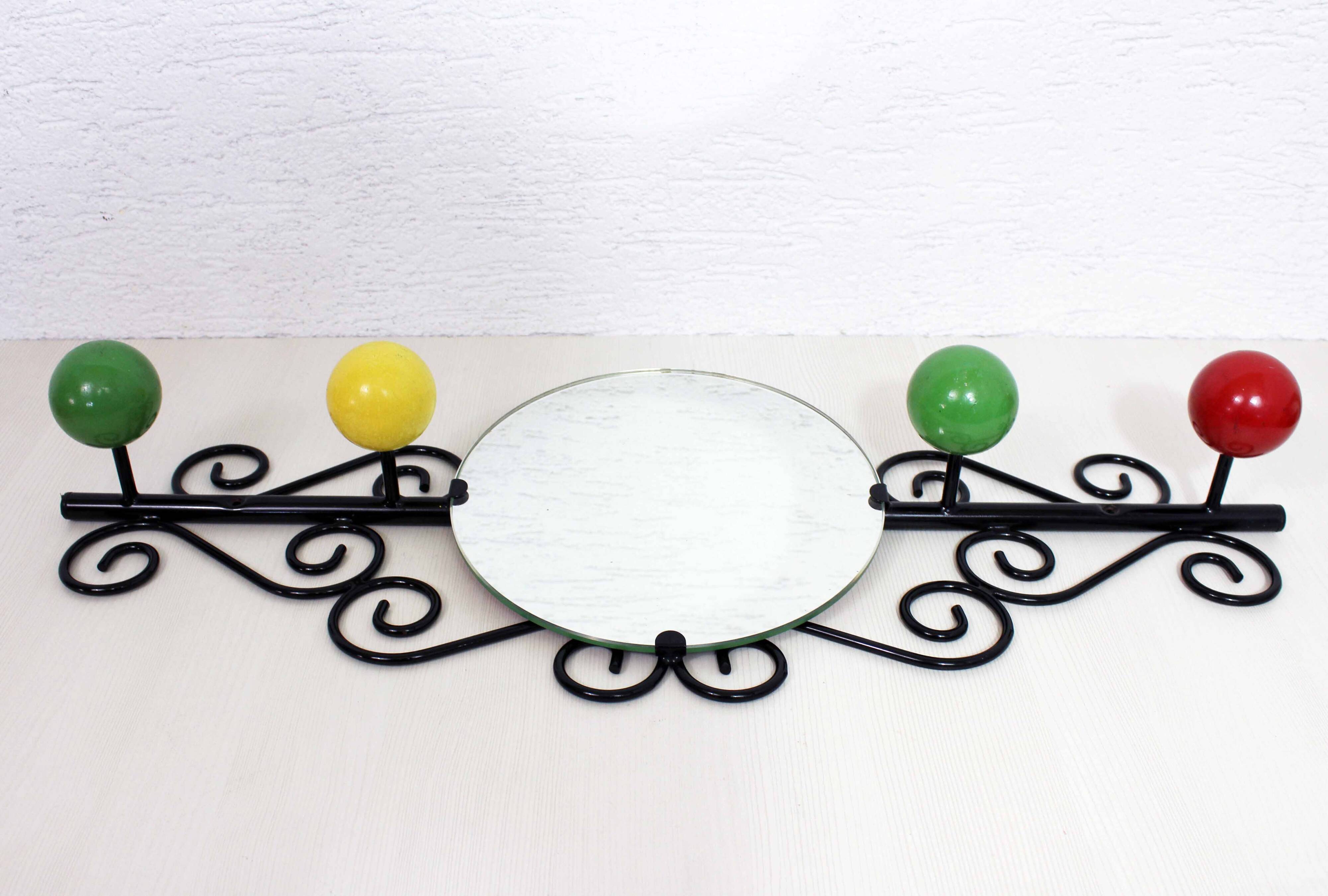 Boules wall mirror coat rack