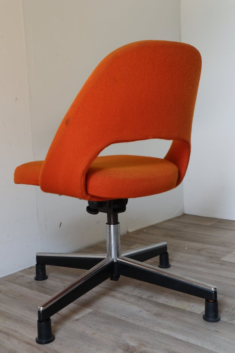 Swivel office chair by Eero Saarinen for Knoll, 1960