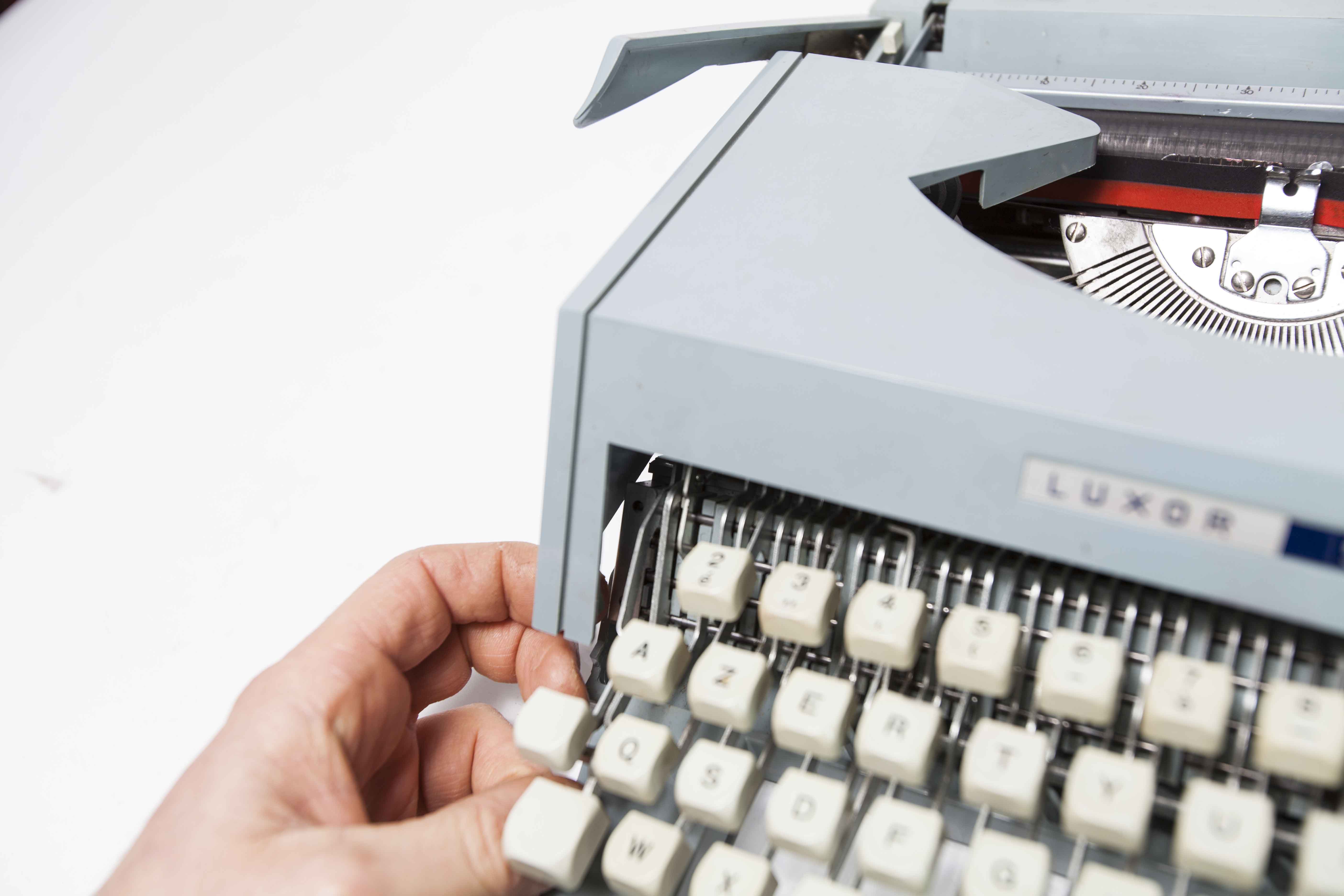 Revised Luxor 1980 typewriter