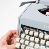 Revised Luxor 1980 typewriter