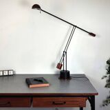 Swing desk lamp