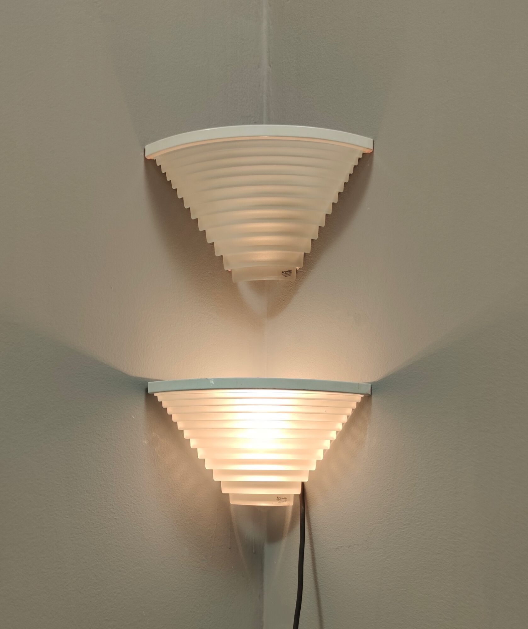 Pair of Postmodern Egisto Corner Sconces by Angelo Mangiarotti for Artemide