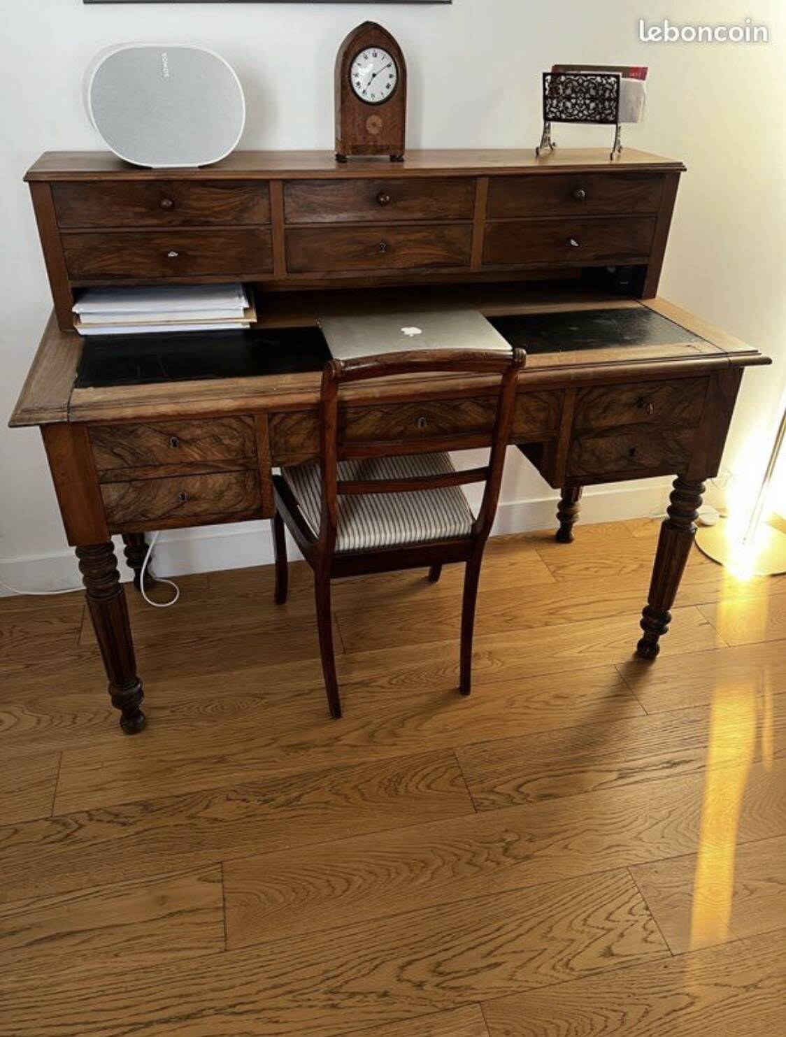 Tiered desk