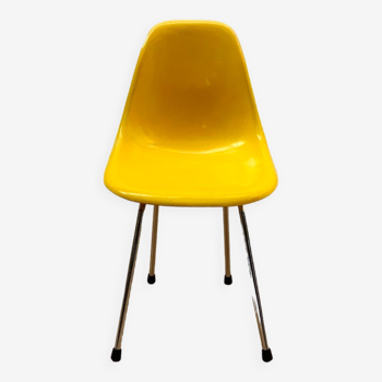 DSX chair by Herman Miller, Mobilier International