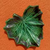 Retro leaf pocket emptier