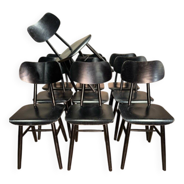 Set of 10 Scandinavian style chairs