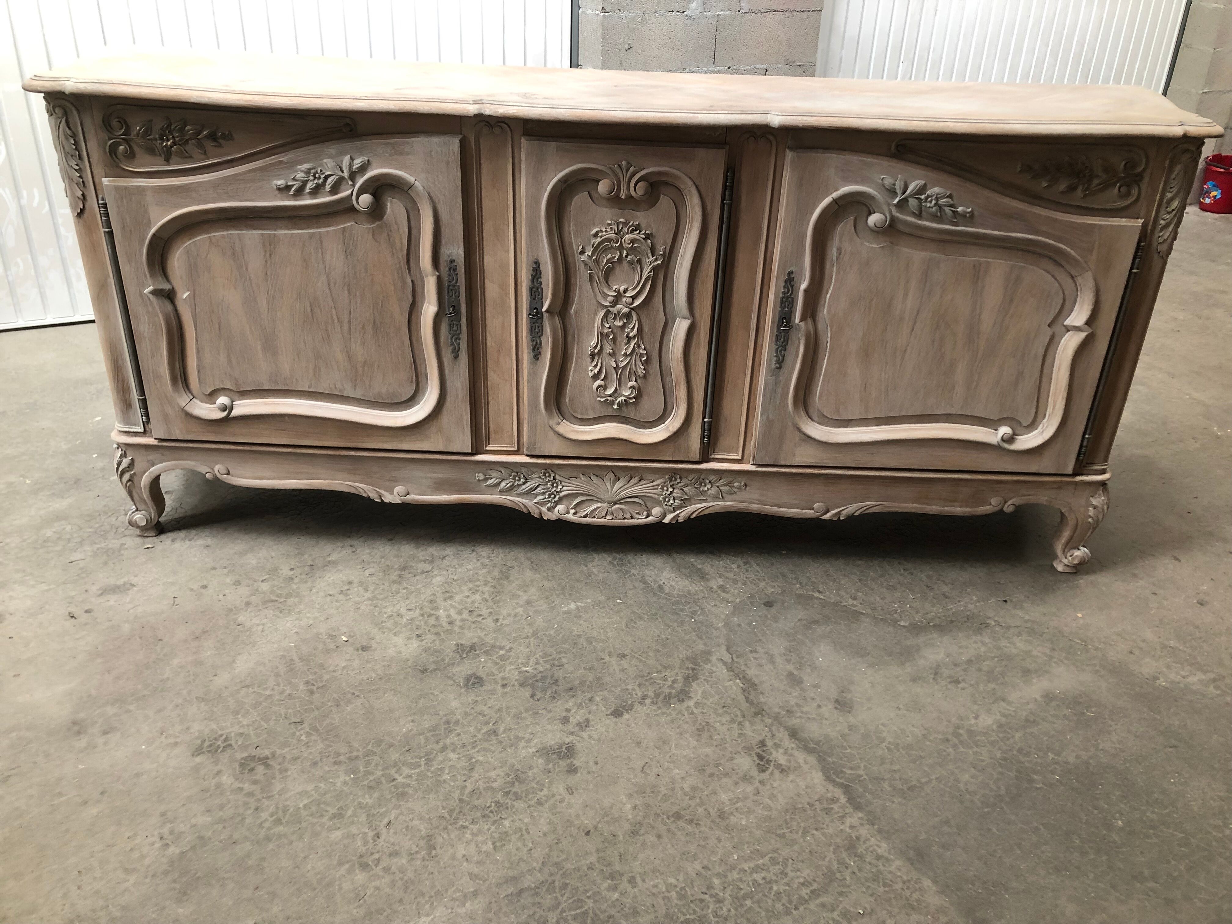 Enfilade provençal style