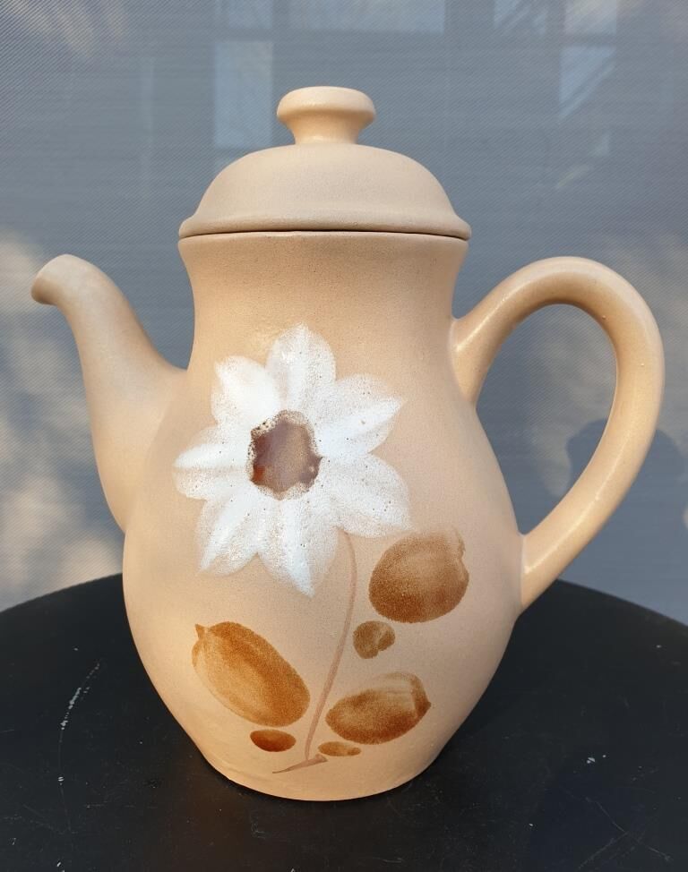 Vintage teapot white dogwood flower hand decoration
