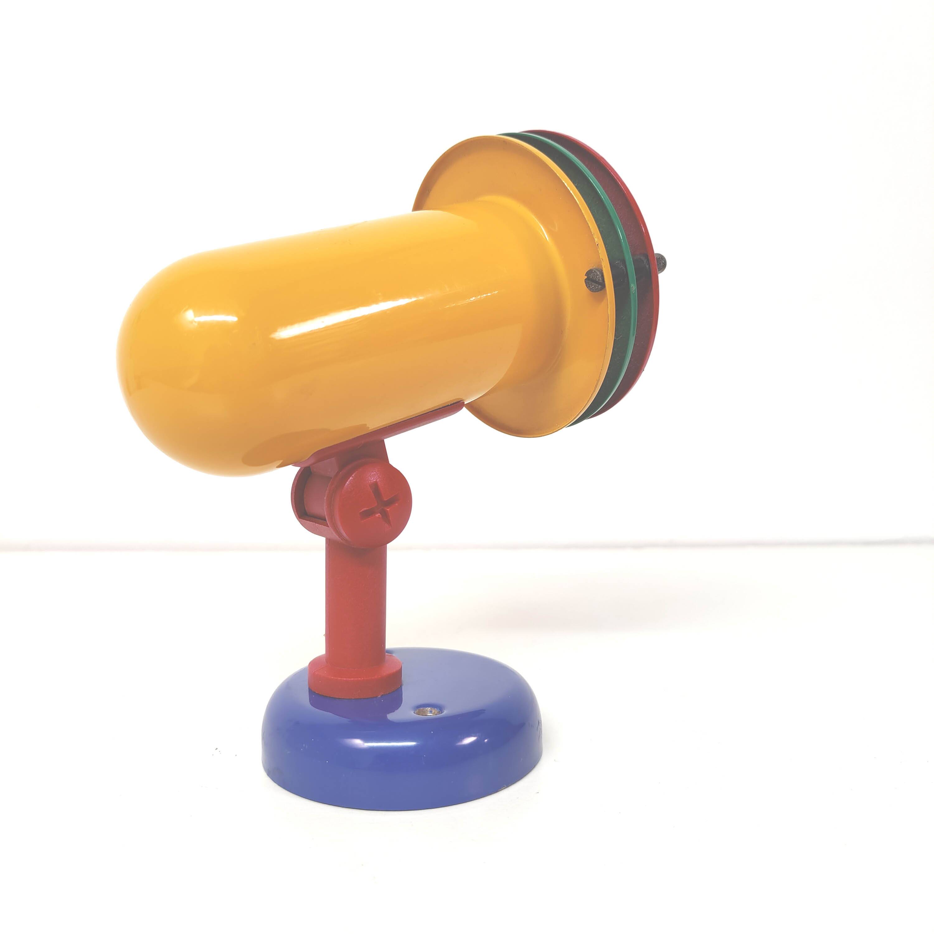 Menphis type primary color spot light from the 80s