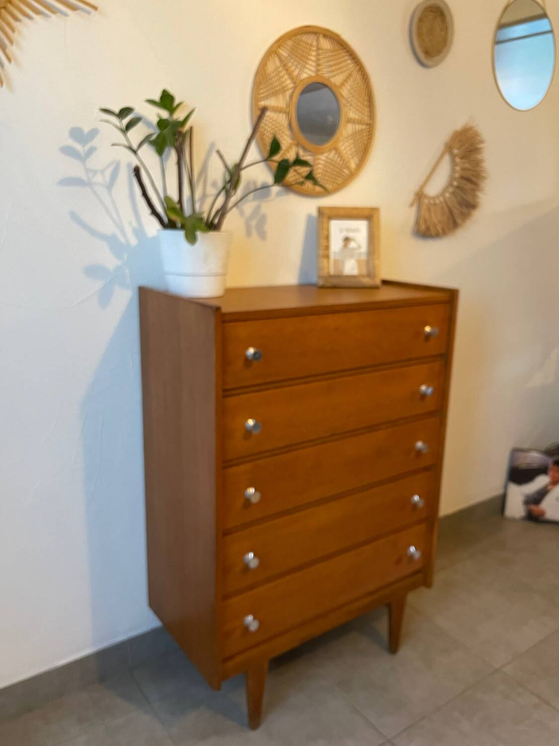 Vintage 1960s chest of drawers/dresser