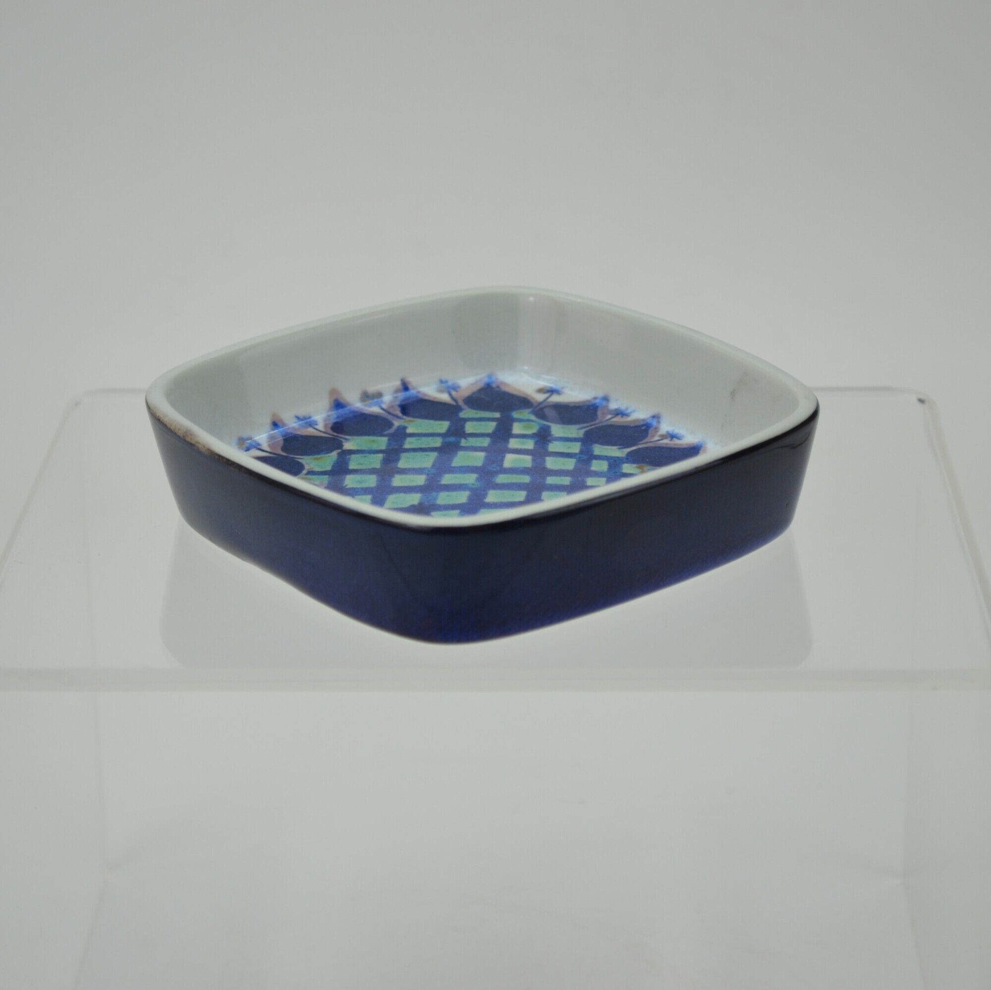 Tenera series earthenware dish by Marianne Johnson for Royal Copenhagen
