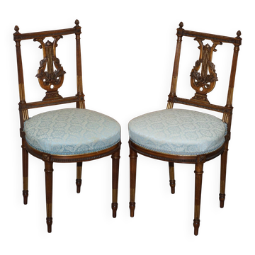 Paire de Chaises d'Appoint Sculptées en Bois Doré