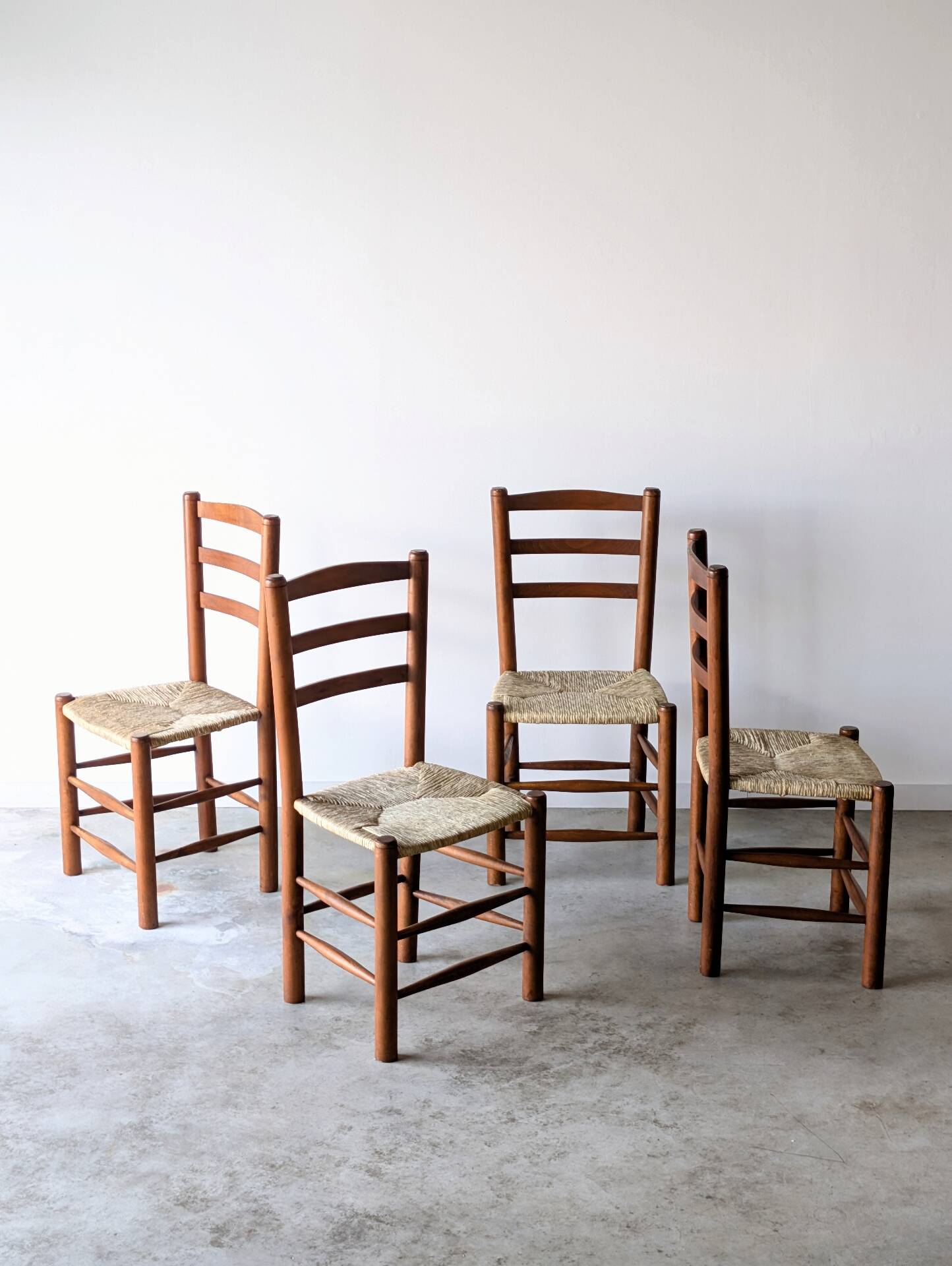 4 vintage brutalist wooden chairs by C. Perriand, 1960s 1970s
