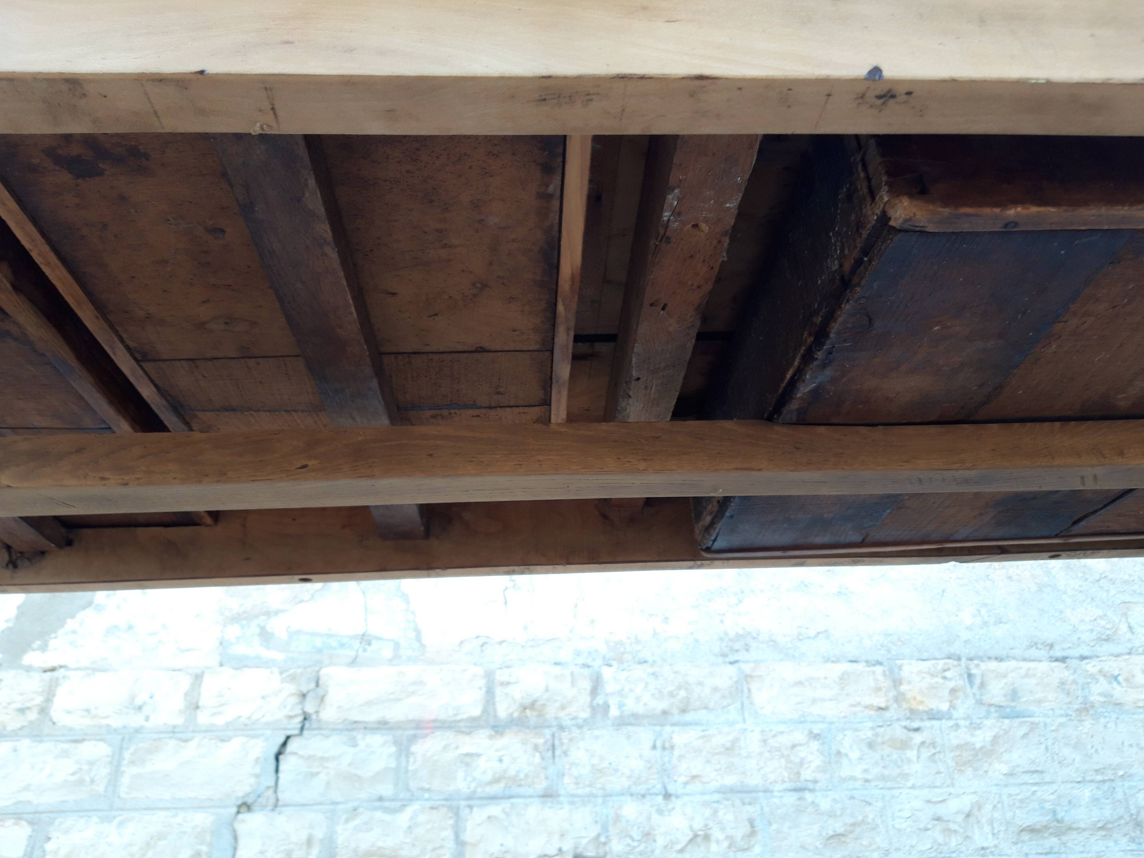 Firm table bressane brut XIXth