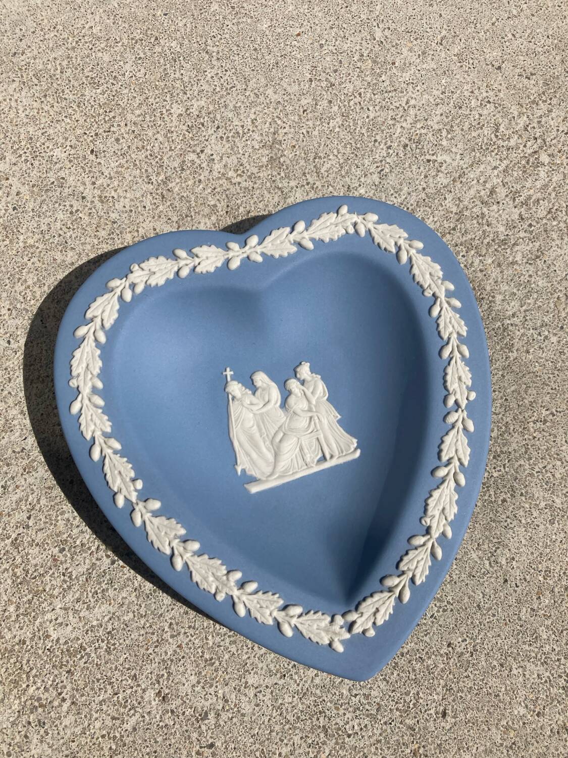Wedgwood heart-shaped bowl