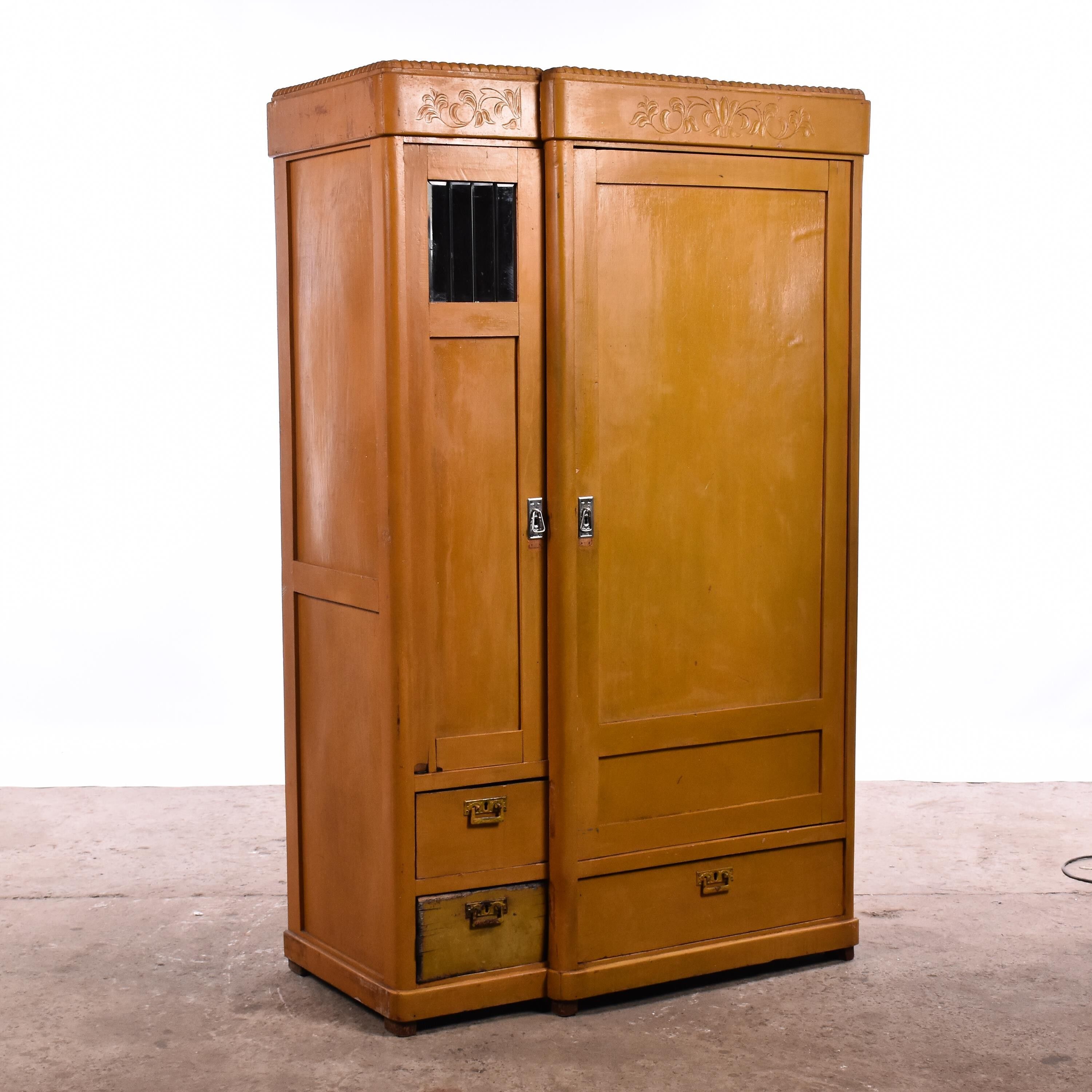 Wooden cloth cabinet