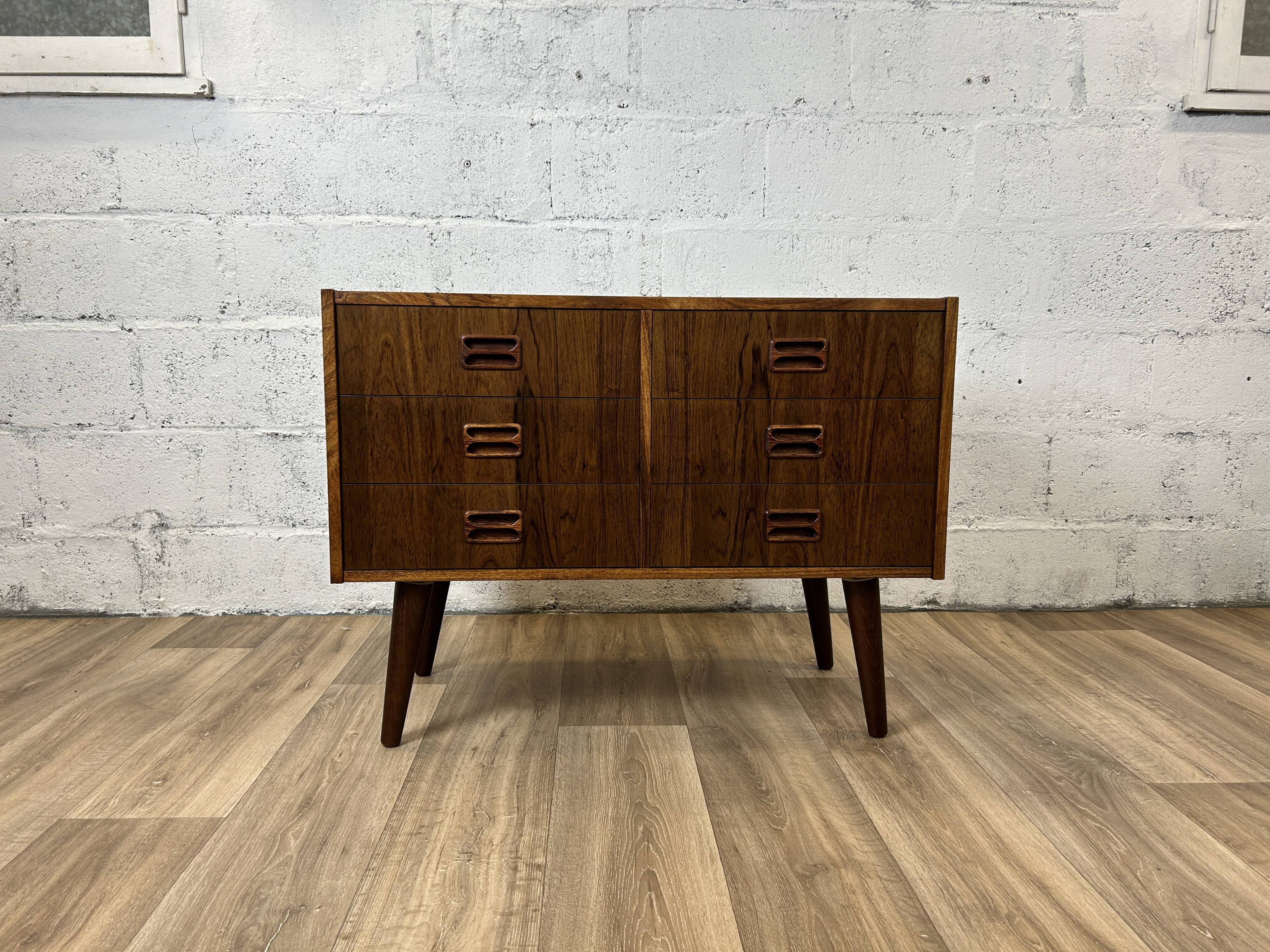 Vintage Scandinavian low chest of drawers in rosewood by Westergaards Mobelfabrik, 1960s