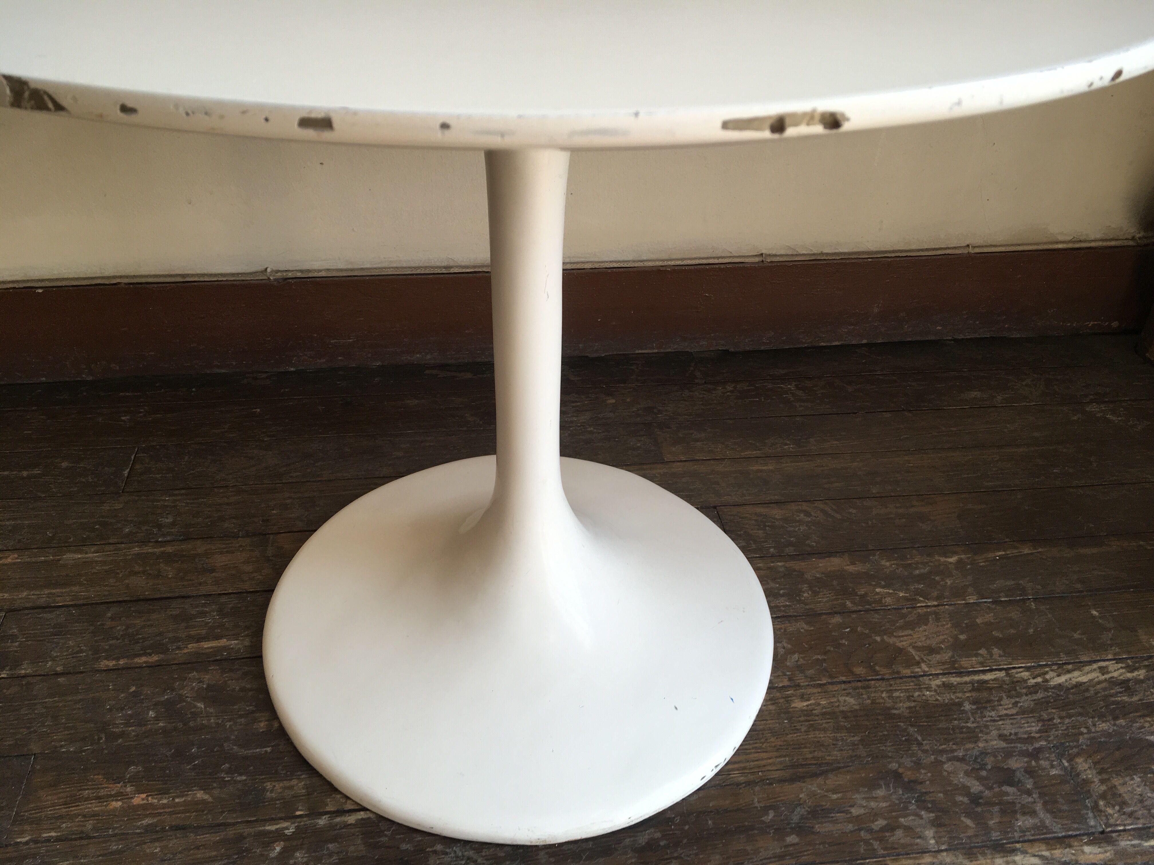 Tulip foot side table 1970