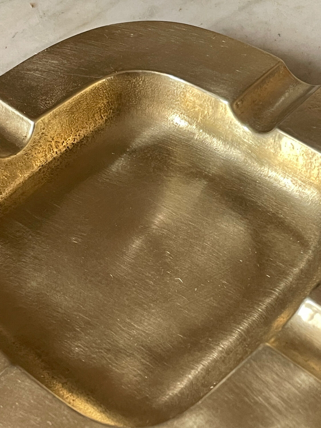 Cendrier carré en laiton vintage