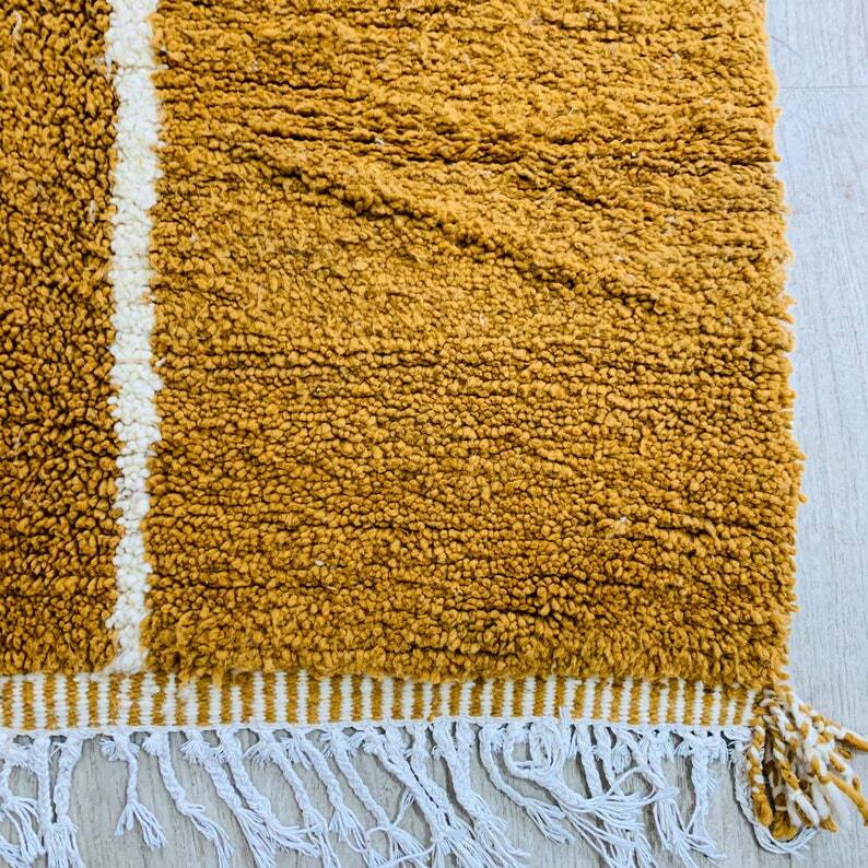 Traditional handmade Beni Ouarine rug 250cmx150cm