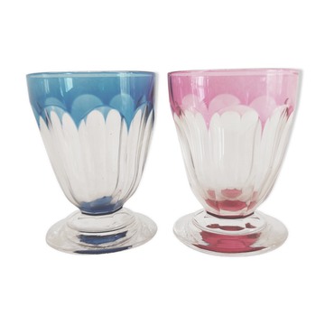 Ensemble de 2 verres à liqueur en cristal taillé