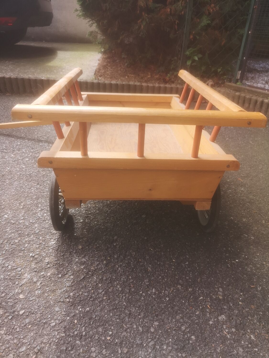 Traditional wooden cart