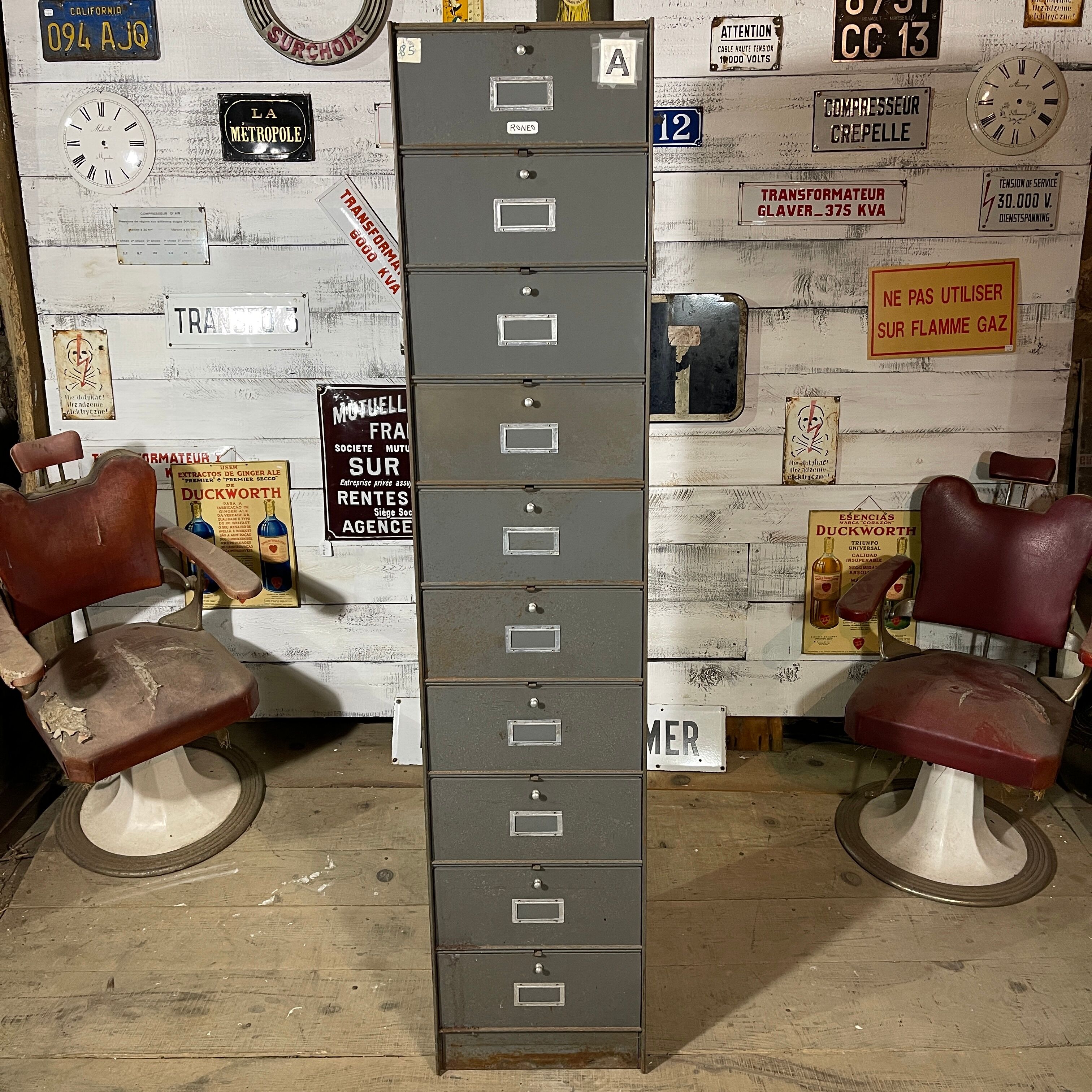 Valve cabinet RONEO 1950