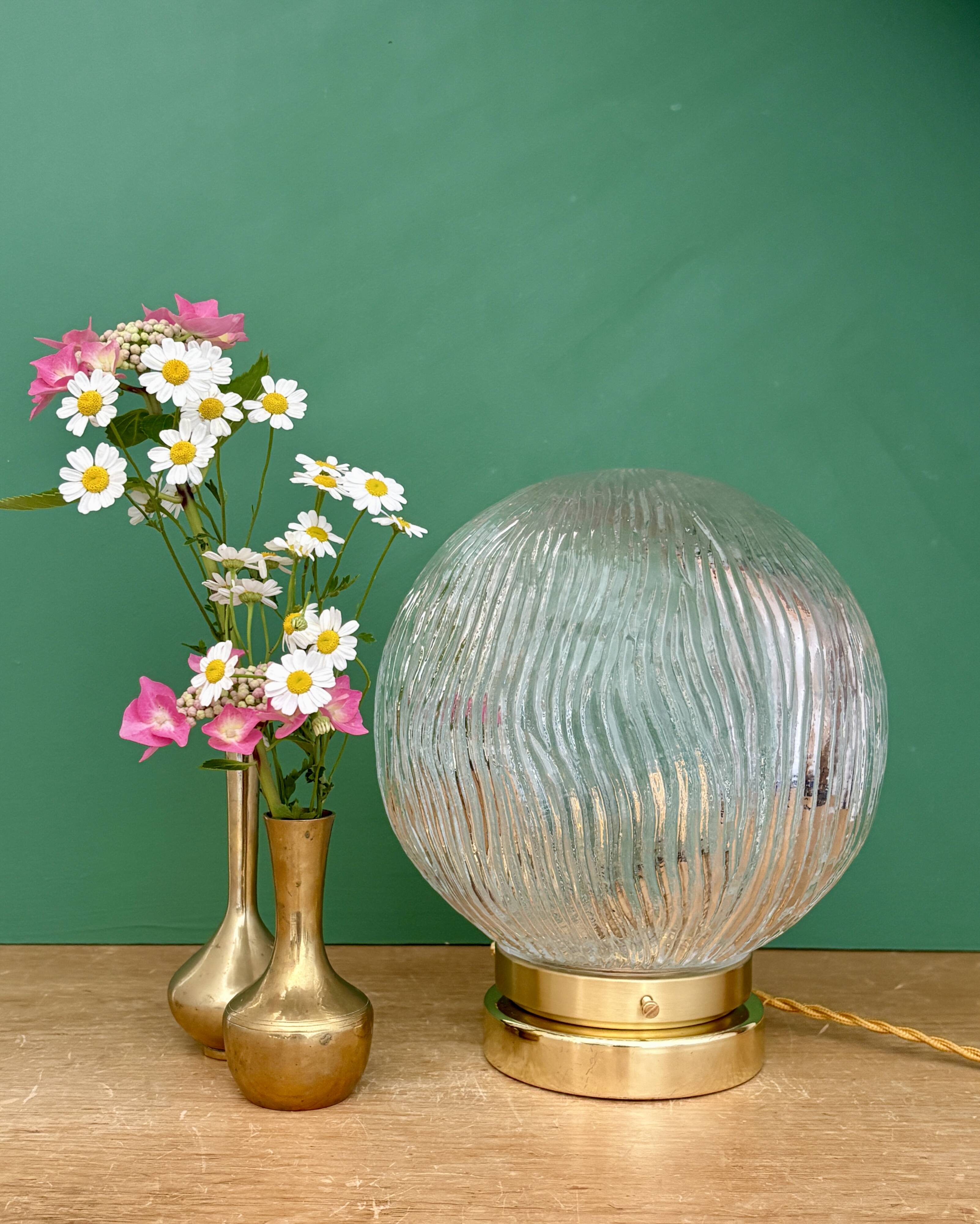 Vintage globe table lamp in ribbed glass