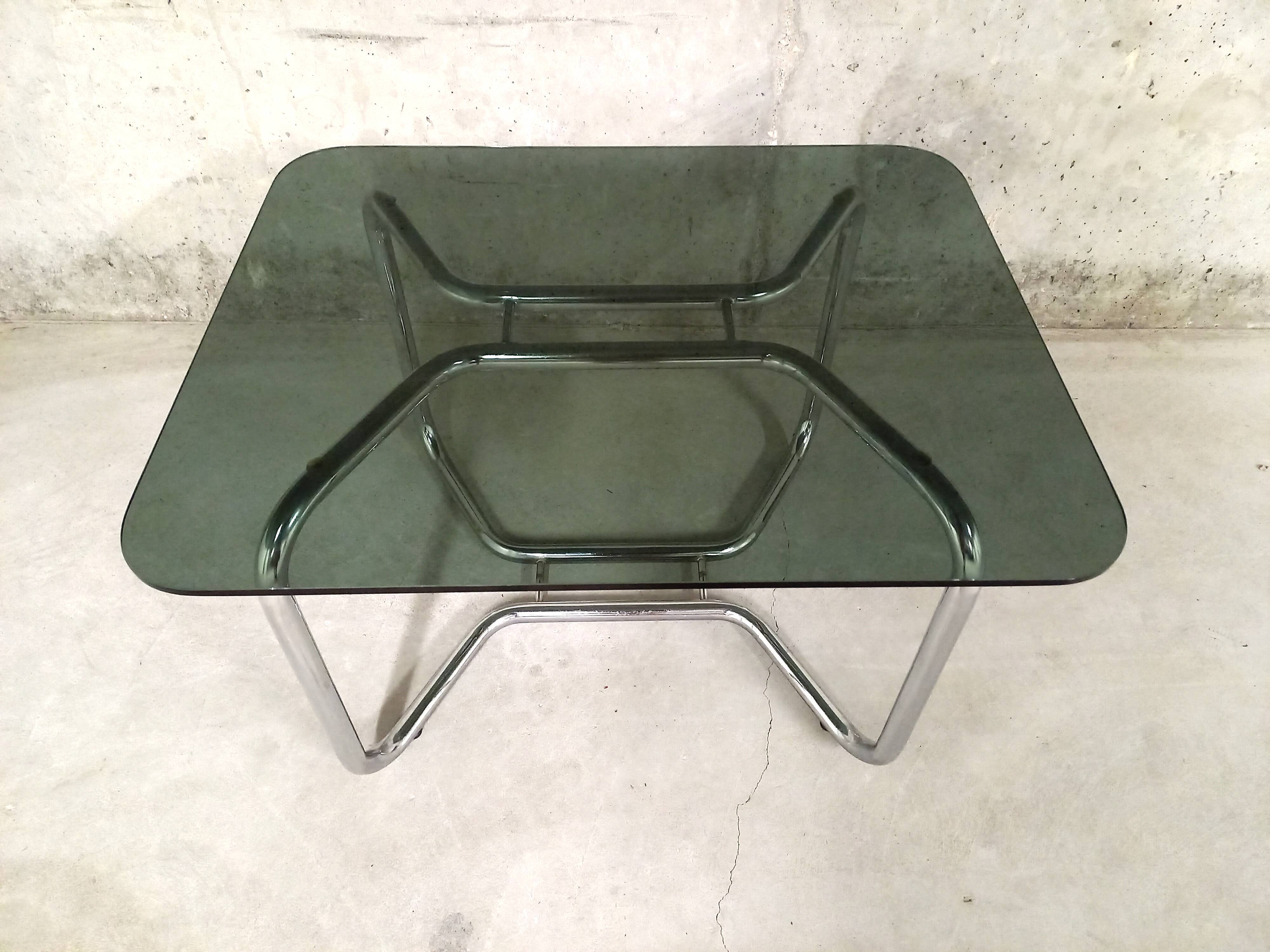 Table basse vintage en verre et métal chromé années 70