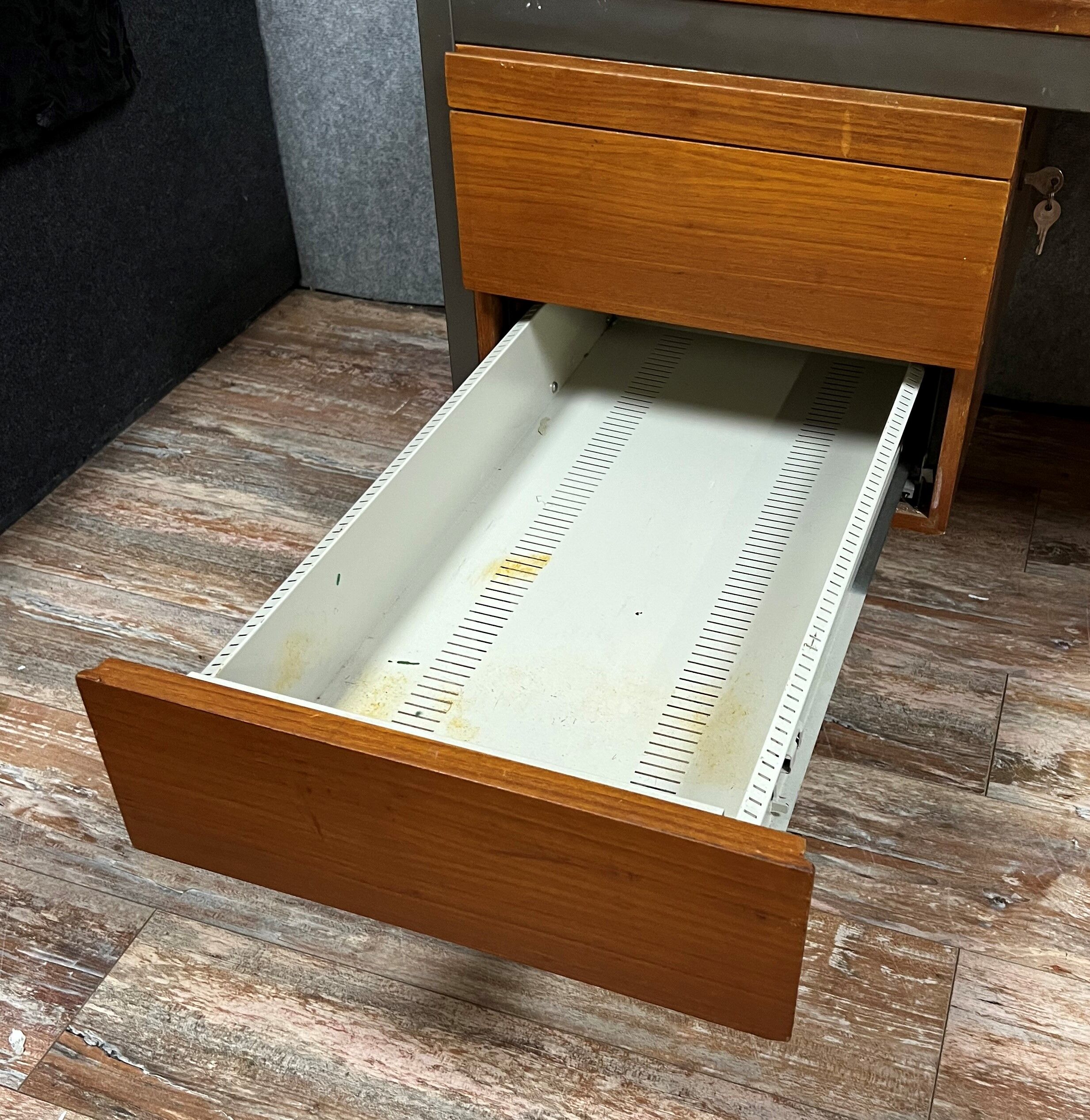 Georges Frydman steel and walnut desk edited by EFA in the 60s