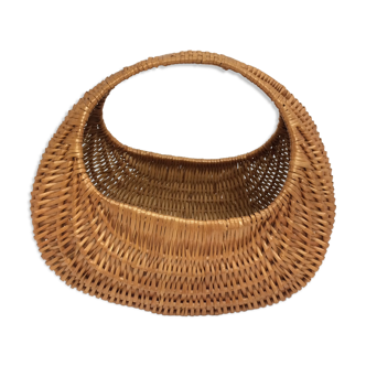 Old gondola basket