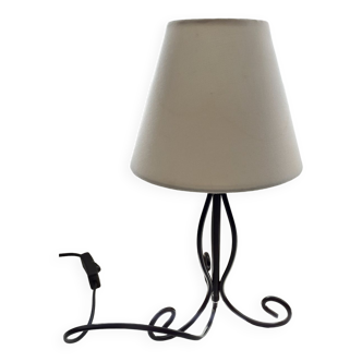 Table lamp