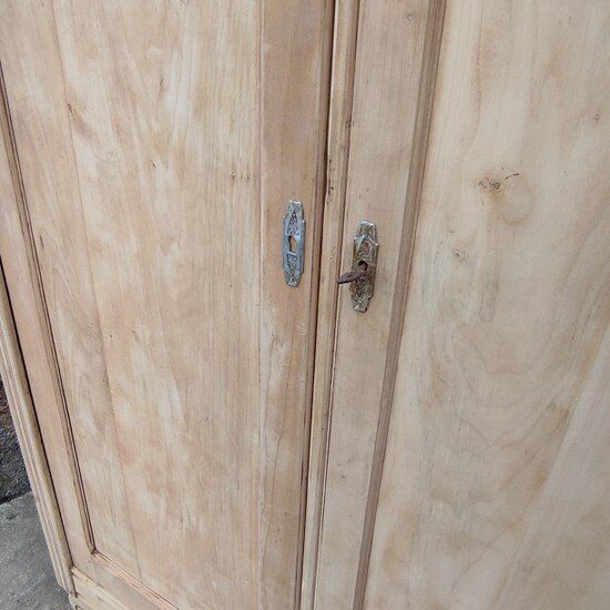 Art deco cabinet in natural wood