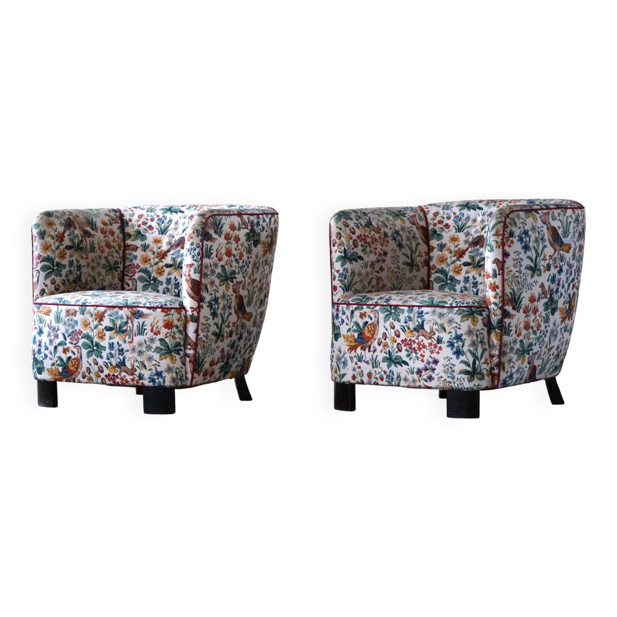 Set of curved Danish club chairs from the mid-century, Viggo Boesen style, 1940s.