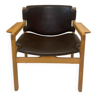 Comfort Mobler Armchair