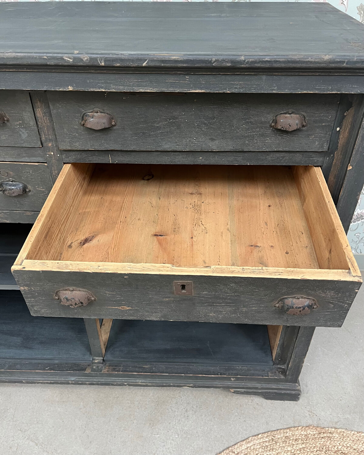 Patinated workshop furniture