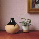 Salmon pink vase with brown top, Lund Danmark