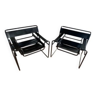 PAIRE de fauteuils WASSILY cuir et tubes noirs design BREUER édition italienne de MATTEO GRASSI