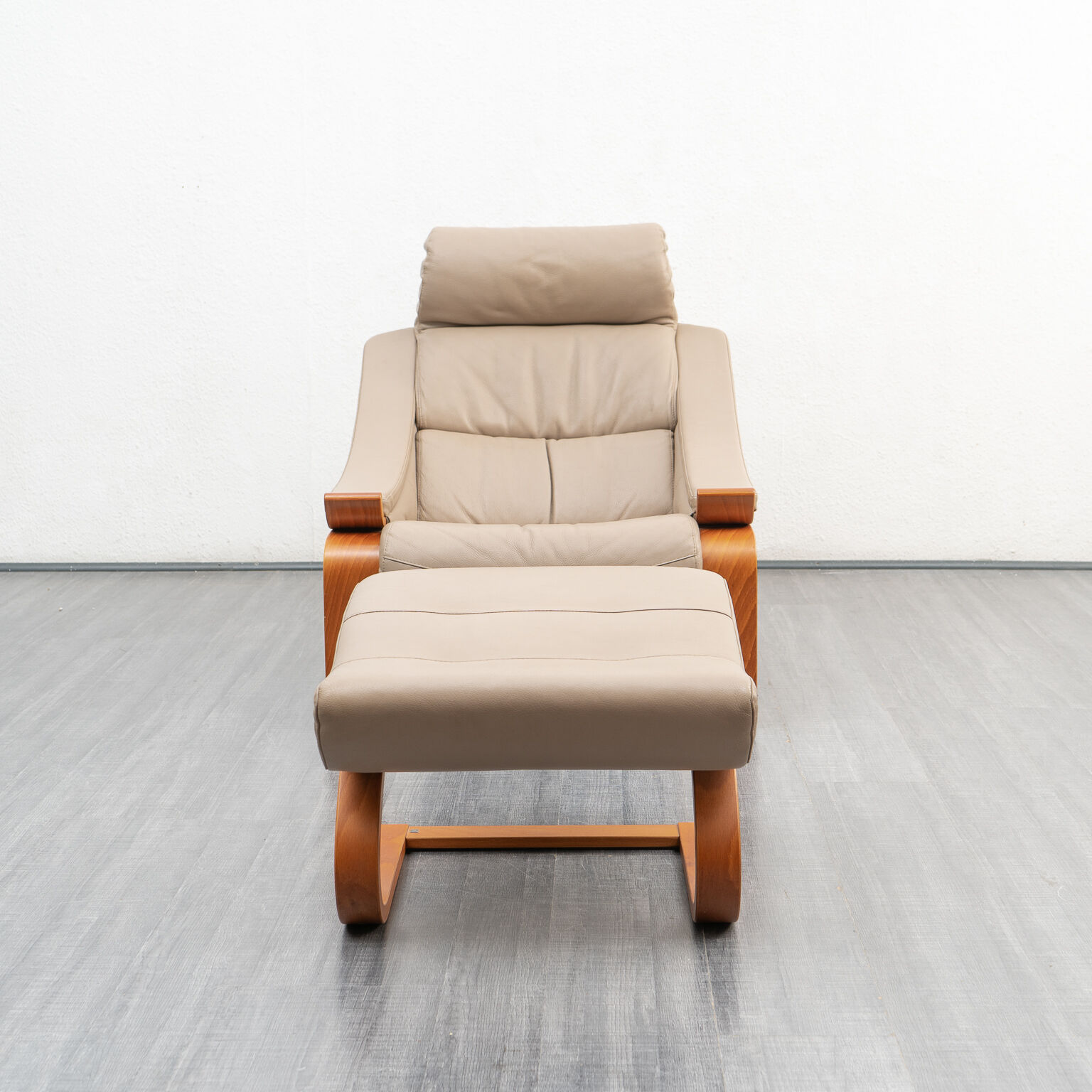 Lounge armchair with footrest, Scandinavian design, Kroken model, leather