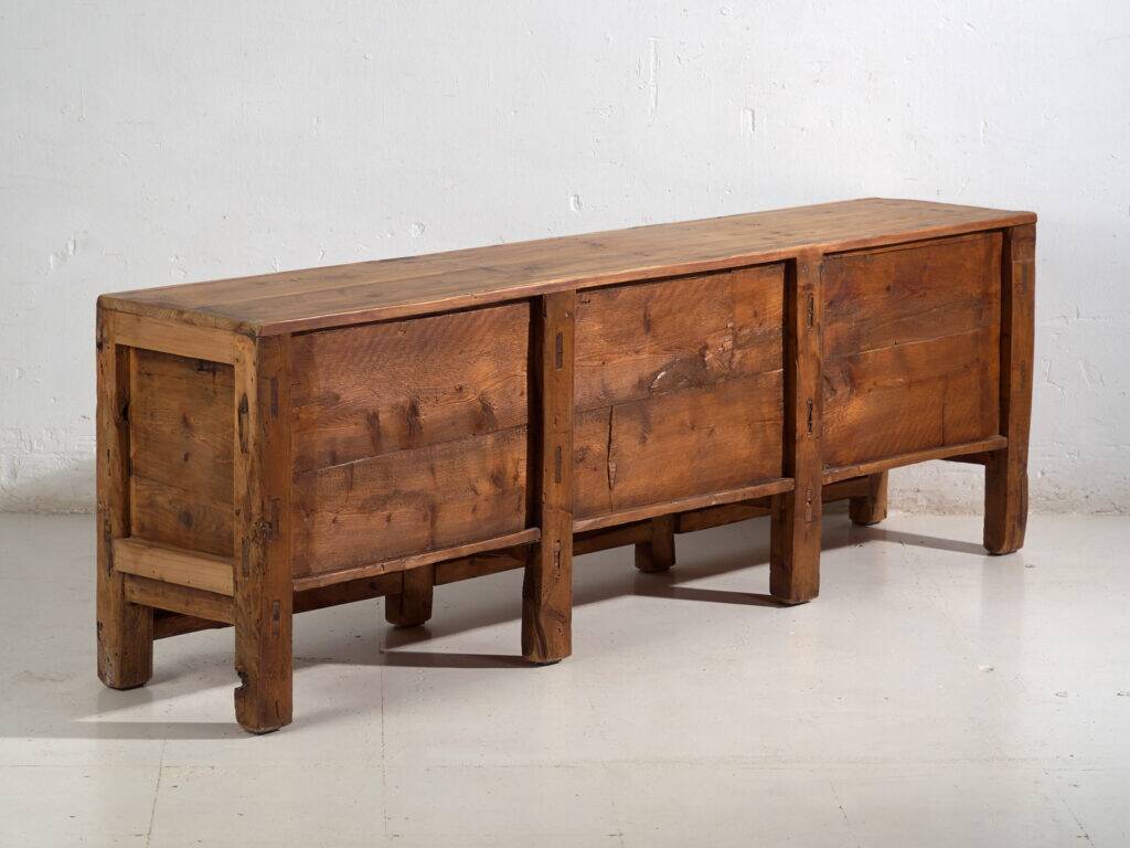 Antique buffet painted in pine wood – Shanxi, circa 1930
