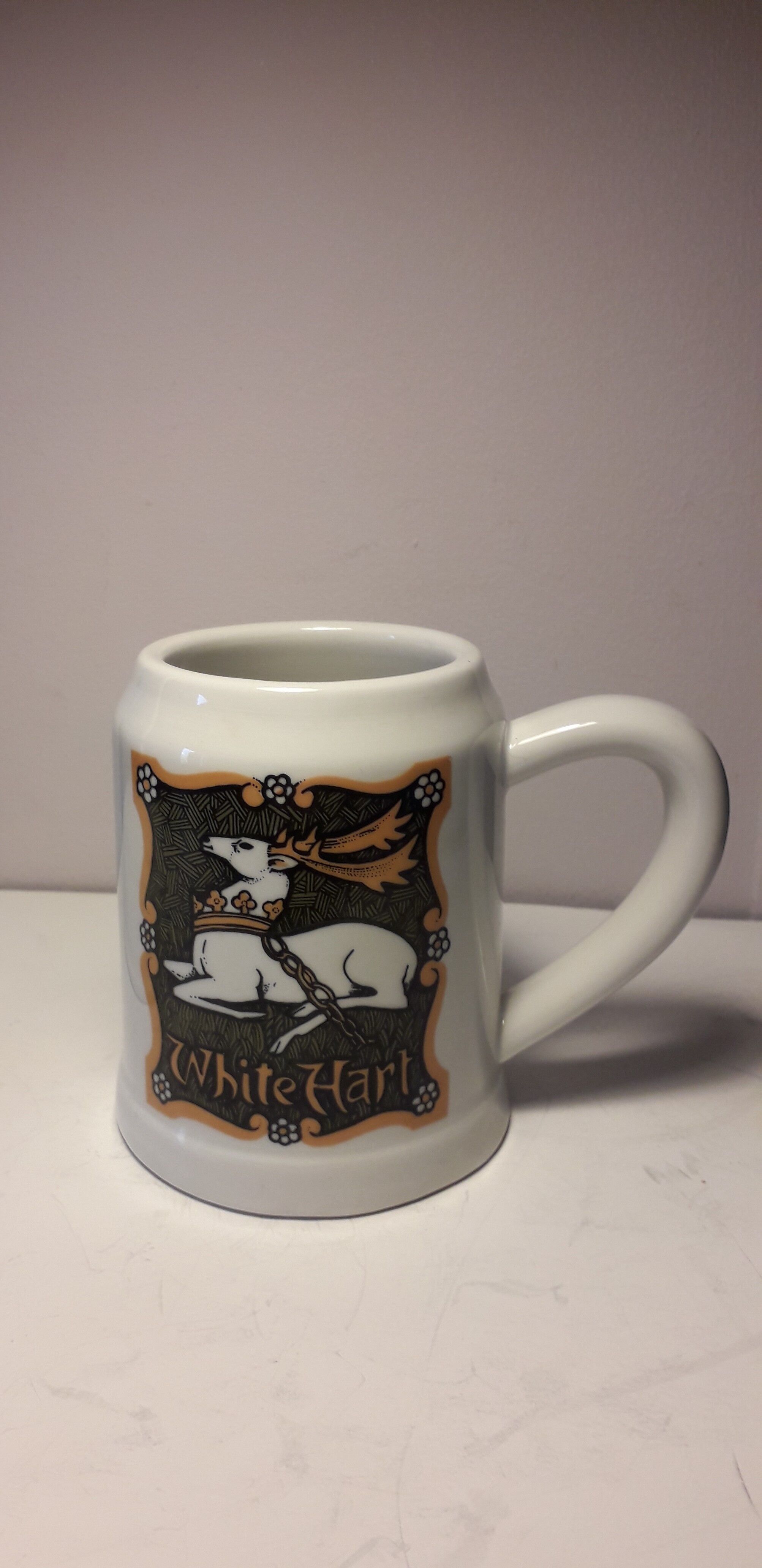 Chope à bière vintage en porcelaine décorée manufacture pillivuyt (cher)