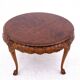 Table ancienne sculptée, Europe occidentale, vers 1910.