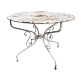 Table de jardin ancienne en fer forgé