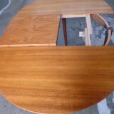 Scandinavian round table of the 60s