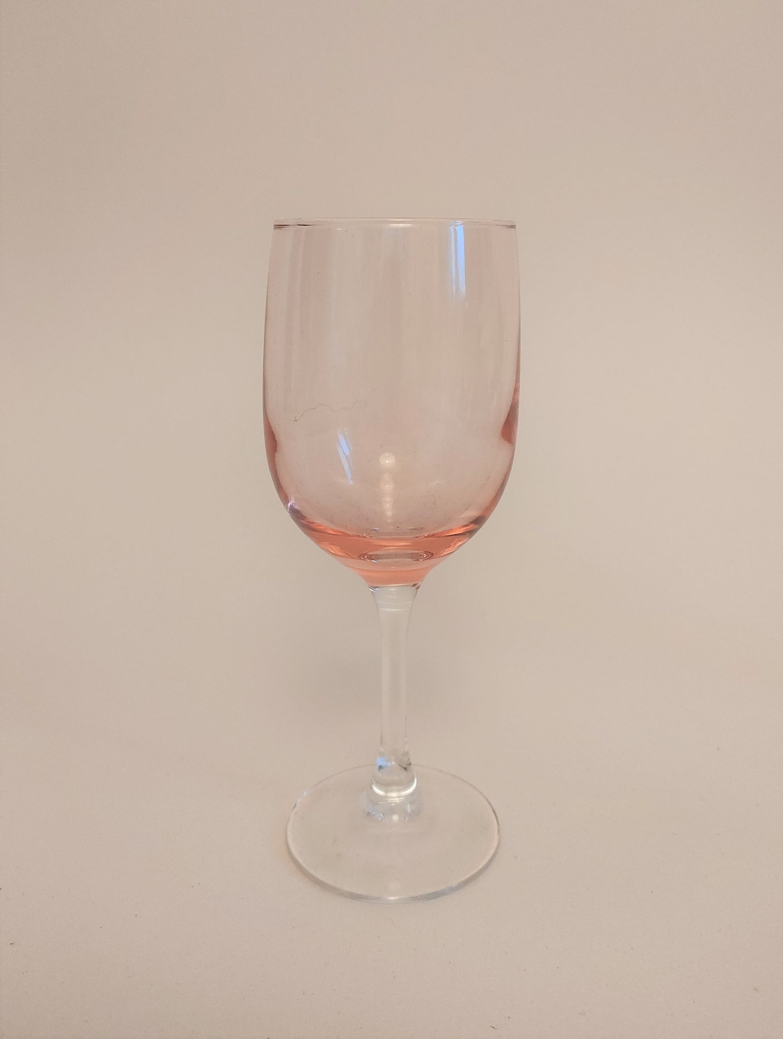 6 glasses on foot luminarc