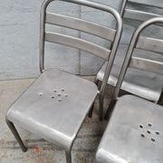 Série de six chaises Tolix patine graphite
